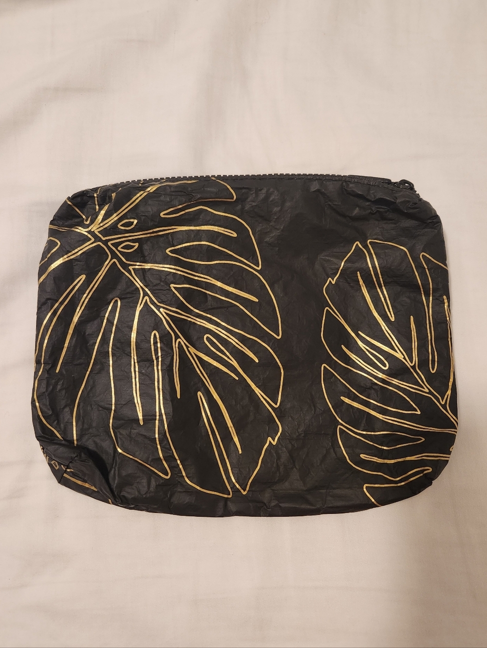 ALOHA Collection Small Pouch in Lanai Gold on Black - Picture 6 of 8